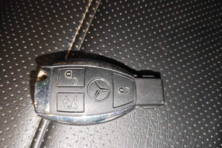 Used Mercedes-Benz GL-Class 2014 GL 400 4MATIC Dynamic Model Vehicle Key