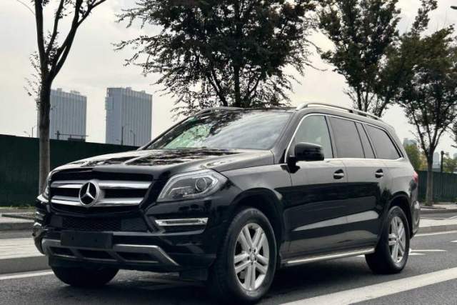 Used Mercedes-Benz GL-Class 2015 GL 400 4MATIC Dynamic Model