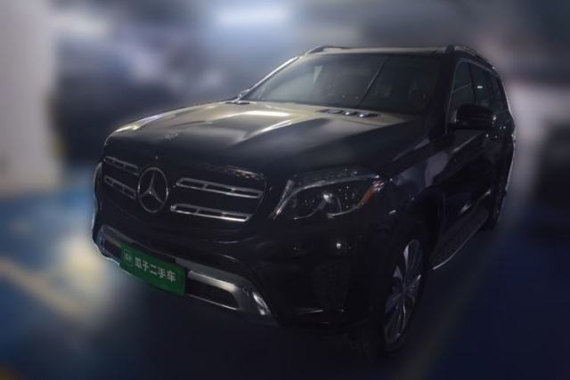 Gebrauchter Mercedes-Benz GL-Class Mercedes-Benz GL450, customs import (2015), automatic, 3.0-liter, seven-seater.