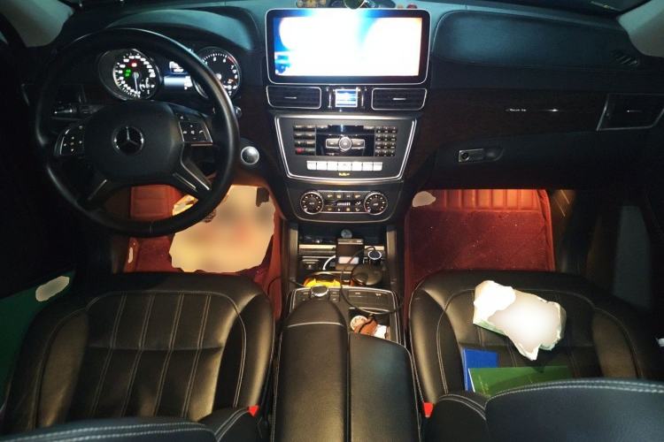 Used Mercedes-Benz GL-Class  Center Console