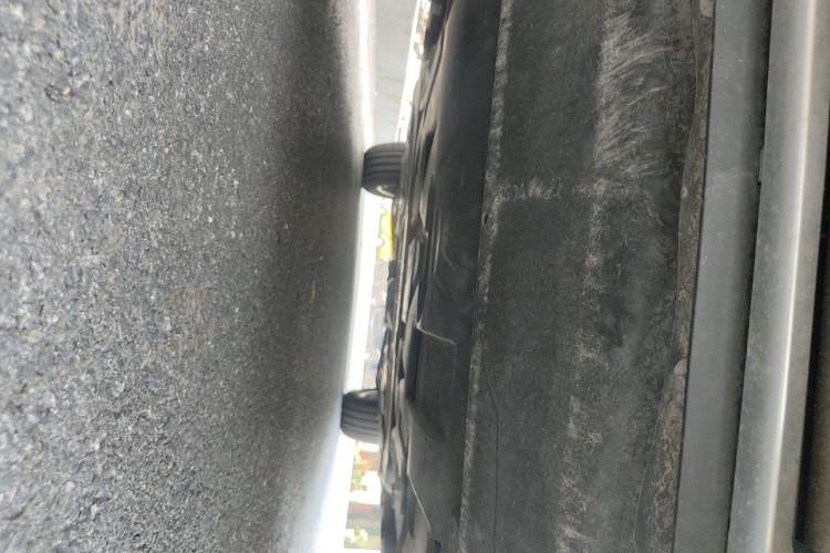 Used Mercedes-Benz GL-Class  Chassis Front