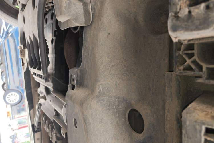 Used Mercedes-Benz GL-Class 2015 GL 500 4MATIC Chassis Front Left