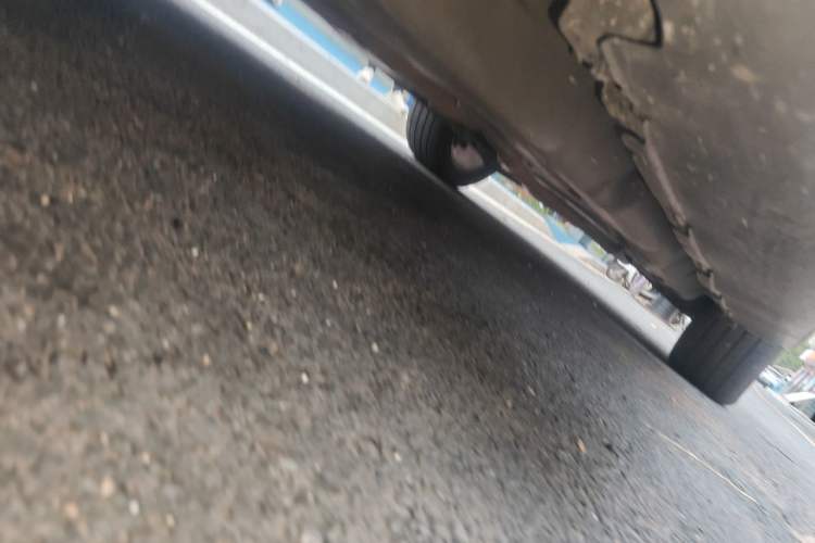 Used Mercedes-Benz GL-Class  Chassis Front Left