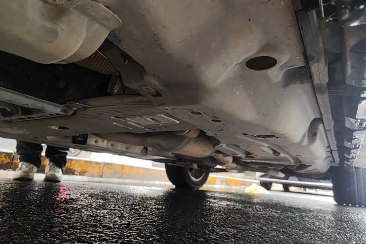 Used Mercedes-Benz GL-Class  Chassis Front Left