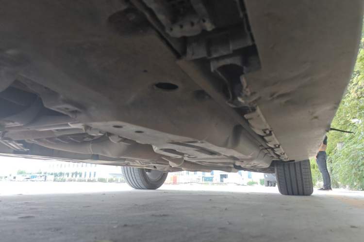 Used Mercedes-Benz GL-Class 2015 GL 400 4MATIC Dynamic Model Chassis Front Left