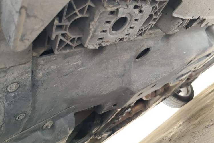 Used Mercedes-Benz GL-Class 2015 GL 500 4MATIC Chassis Front Left