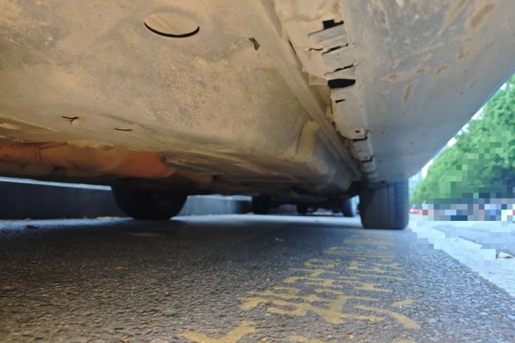 Used Mercedes-Benz GL-Class  Chassis Front Left