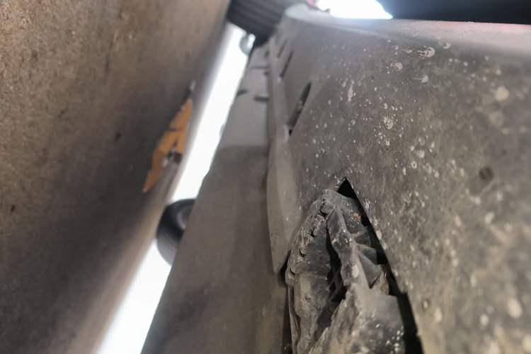 Used Mercedes-Benz GL-Class 2015 GL 400 4MATIC Dynamic Model Chassis Front Right