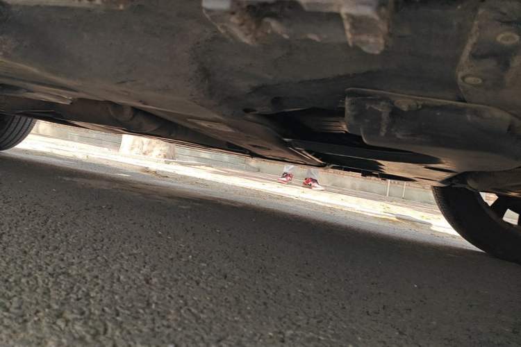Used Mercedes-Benz GL-Class  Chassis Front Right