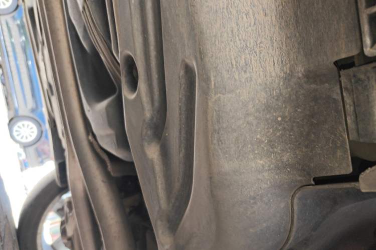 Used Mercedes-Benz GL-Class 2015 GL 500 4MATIC Chassis Rear Left