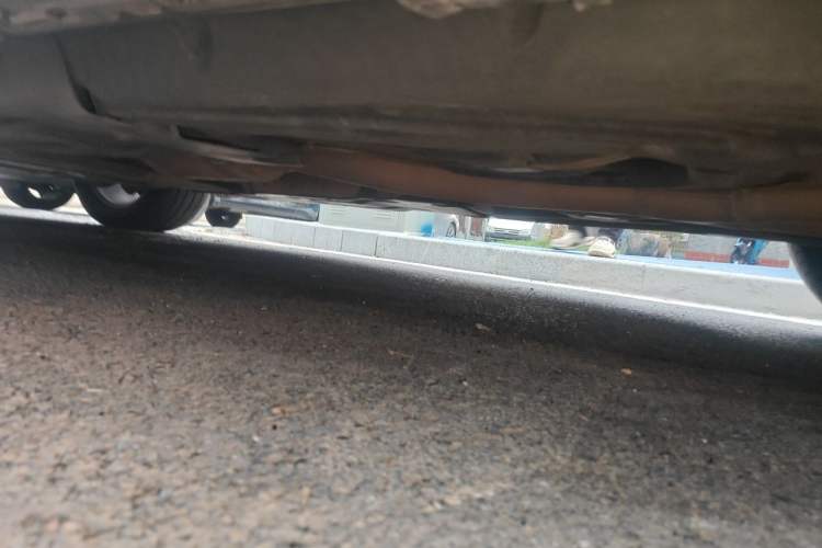 Used Mercedes-Benz GL-Class  Chassis Rear Left
