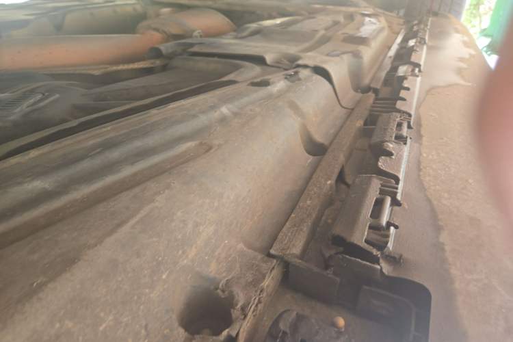 Used Mercedes-Benz GL-Class  Chassis Rear Left