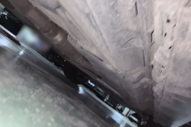 Used Mercedes-Benz GL-Class  Chassis Rear Right