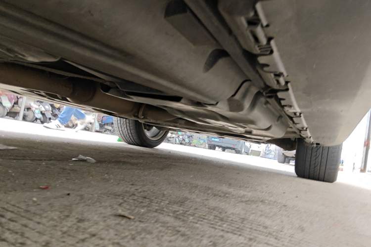 Used Mercedes-Benz GL-Class  Chassis Rear Right