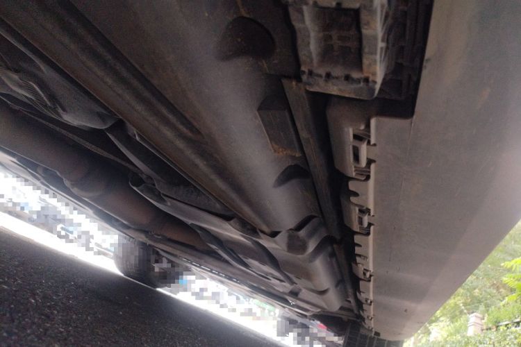 Used Mercedes-Benz GL-Class  Chassis Rear Right