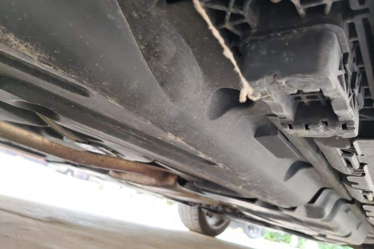 Used Mercedes-Benz GL-Class 2015 GL 500 4MATIC Chassis Rear Right