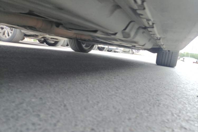 Used Mercedes-Benz GL-Class 2015 GL 400 4MATIC Luxury Model Chassis Rear Right