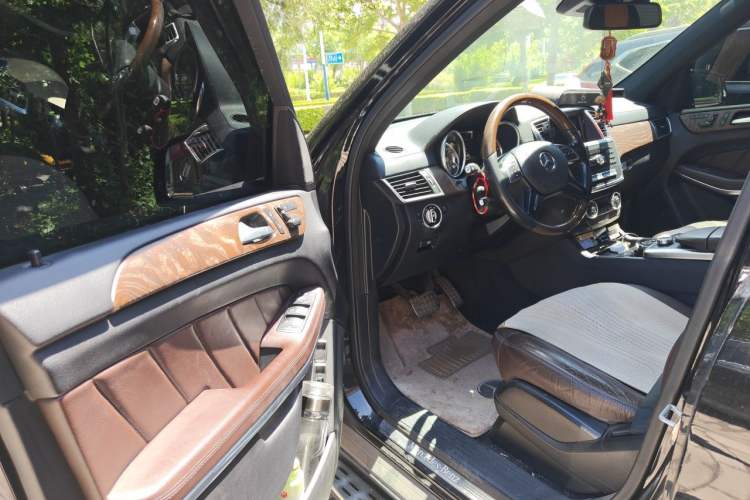 Used Mercedes-Benz GL-Class 2015 GL 500 4MATIC Driver Seat