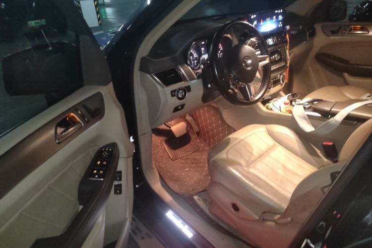 Used Mercedes-Benz GL-Class 2015 GL 400 4MATIC Dynamic Model Driver Seat
