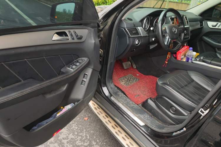 Used Mercedes-Benz GL-Class 2015 GL 400 4MATIC Dynamic Model Driver Seat
