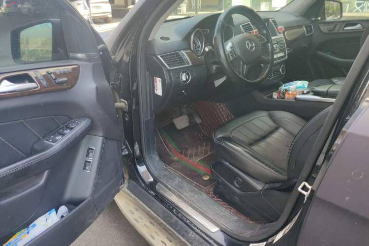 Used Mercedes-Benz GL-Class  Driver Seat