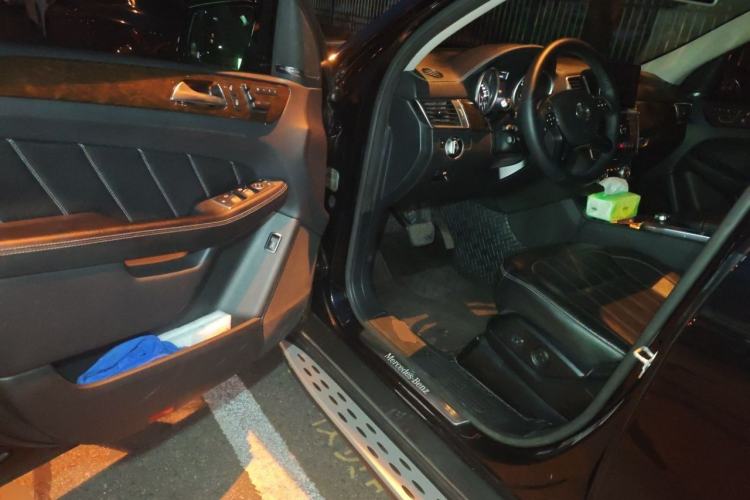Used Mercedes-Benz GL-Class  Driver Seat