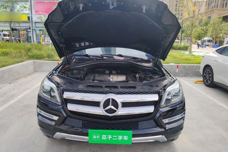 Used Mercedes-Benz GL-Class 2015 GL 400 4MATIC Luxury Model Engine Bay