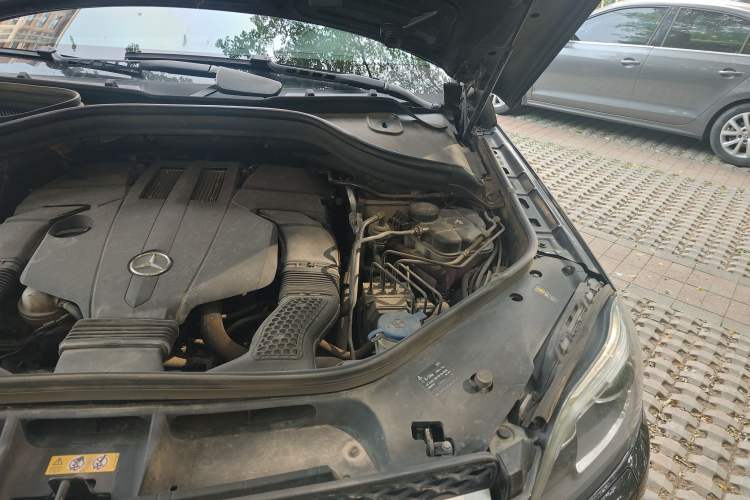 Used Mercedes-Benz GL-Class 2015 GL 400 4MATIC Dynamic Model Engine Bay Left