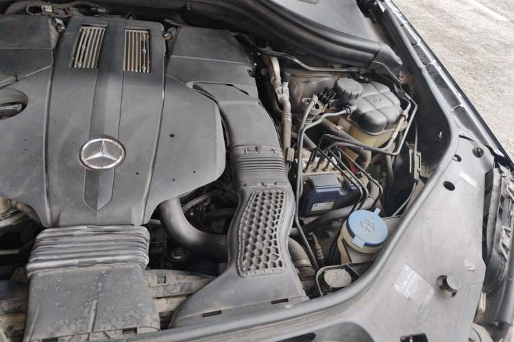 Used Mercedes-Benz GL-Class 2015 GL 400 4MATIC Dynamic Model Engine Bay Left