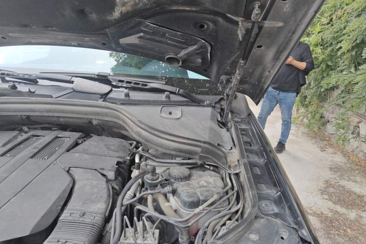 Used Mercedes-Benz GL-Class 2015 GL 400 4MATIC Dynamic Model Engine Bay Left