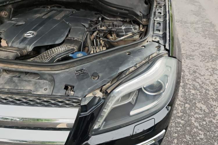 Used Mercedes-Benz GL-Class 2015 GL 400 4MATIC Dynamic Model Engine Bay Left