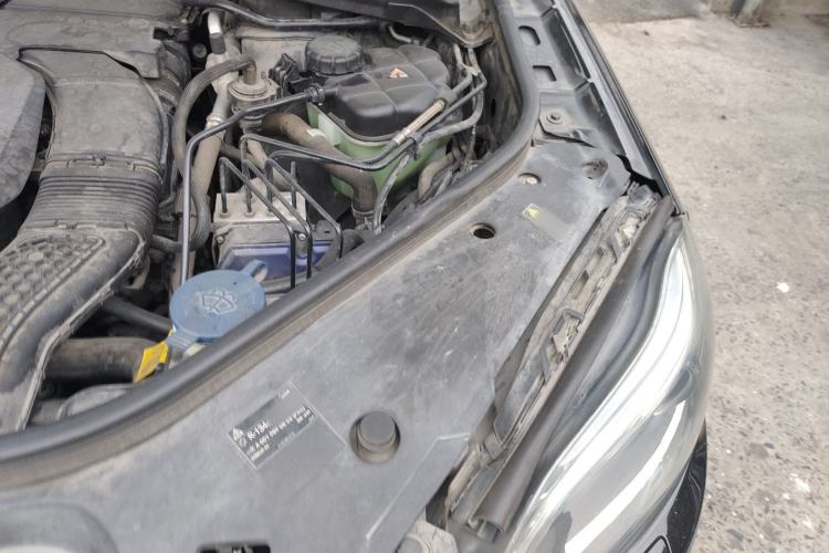 Used Mercedes-Benz GL-Class 2015 GL 400 4MATIC Luxury Model Engine Bay Left
