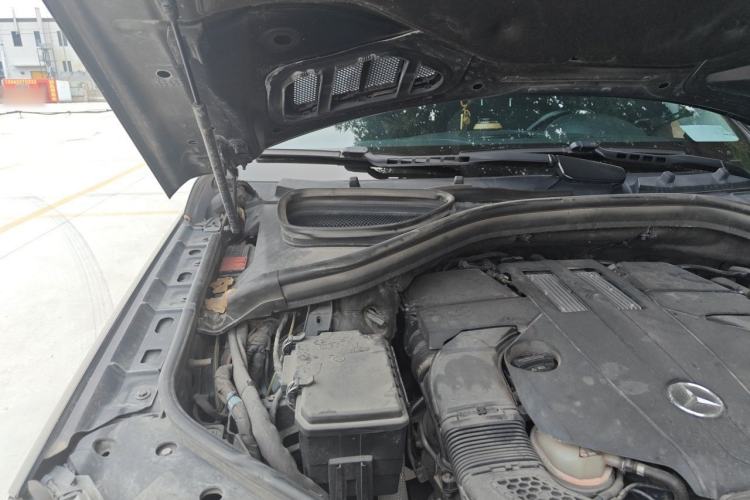 Used Mercedes-Benz GL-Class 2015 GL 400 4MATIC Dynamic Model Engine Bay Right