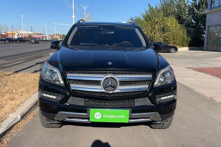 Used Mercedes-Benz GL-Class 2015 GL 400 4MATIC Luxury Model Exterior 1