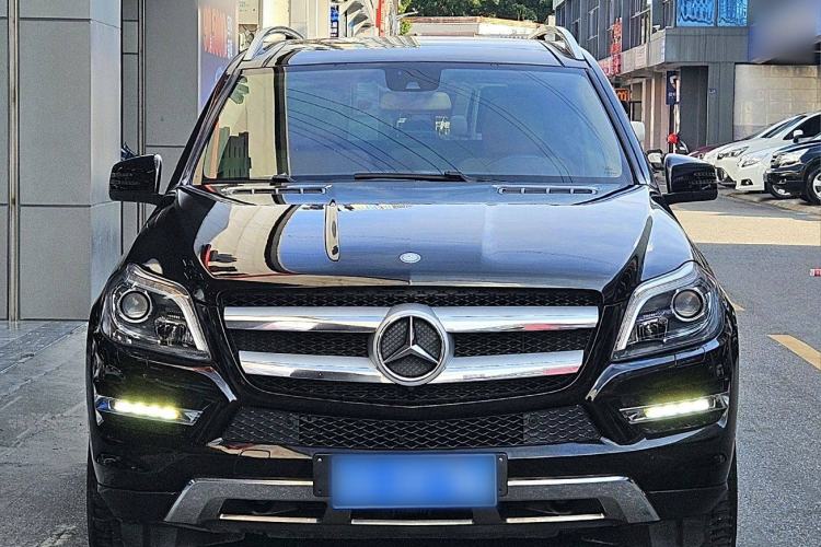 Used Mercedes-Benz GL-Class 2015 GL 400 4MATIC Dynamic Model Exterior 1