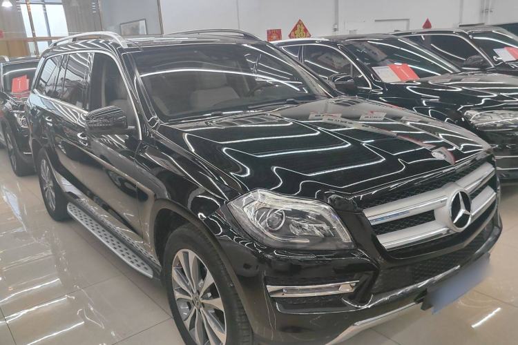 Used Mercedes-Benz GL-Class 2015 GL 400 4MATIC Luxury Model Exterior 2