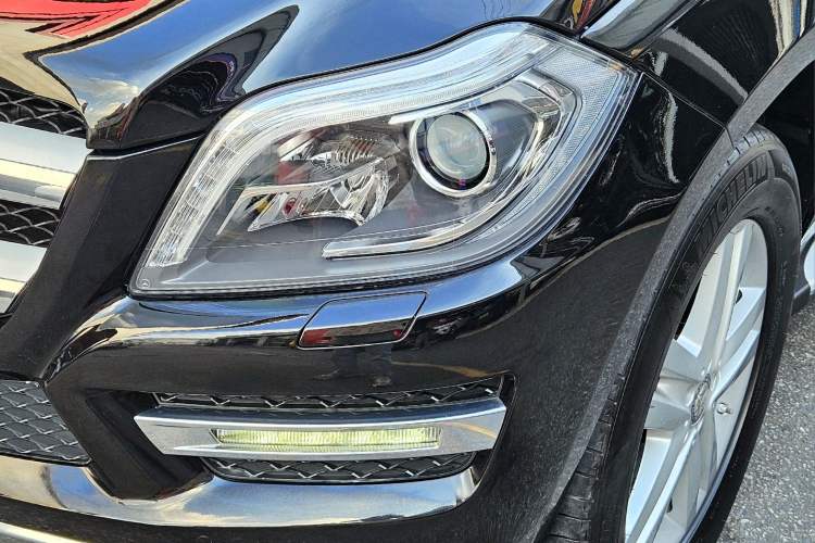 Used Mercedes-Benz GL-Class 2015 GL 400 4MATIC Dynamic Model Exterior 7