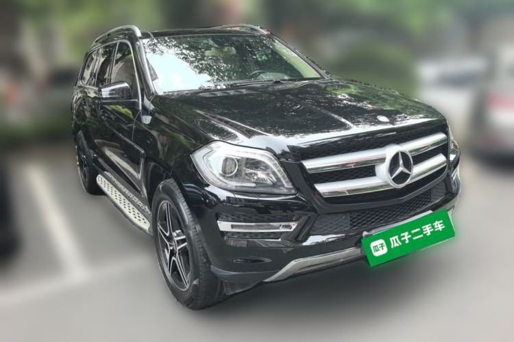 Used Mercedes-Benz GL-Class 2015 GL 400 4MATIC Dynamic Model Front Right 45 Deg