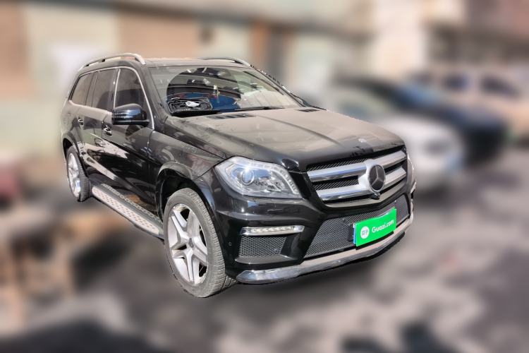 Used Mercedes-Benz GL-Class 2015 GL 500 4MATIC Front Right 45 Deg
