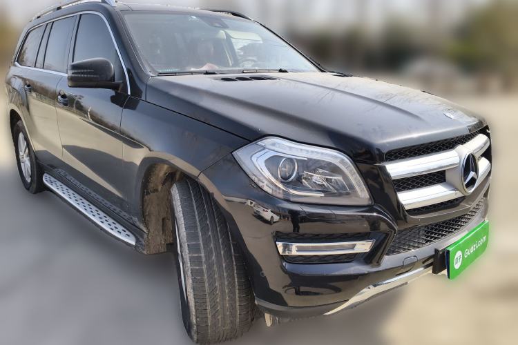 Used Mercedes-Benz GL-Class 2015 GL 400 4MATIC Dynamic Model Front Right 45 Deg