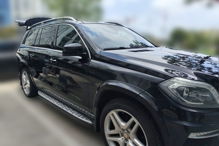 Used Mercedes-Benz GL-Class 2015 GL 500 4MATIC Front Right 45 Deg
