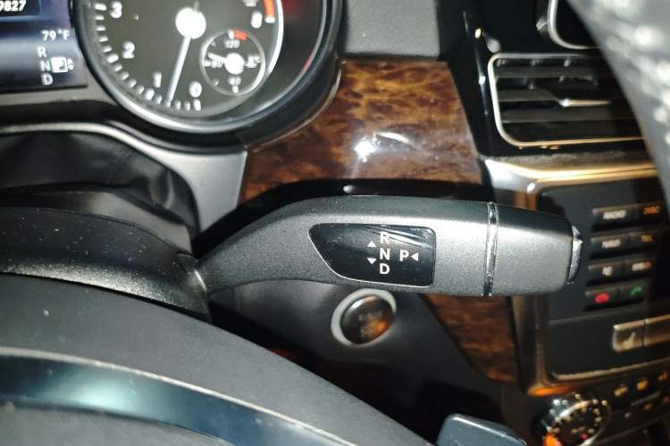 Used Mercedes-Benz GL-Class  Gear Lever