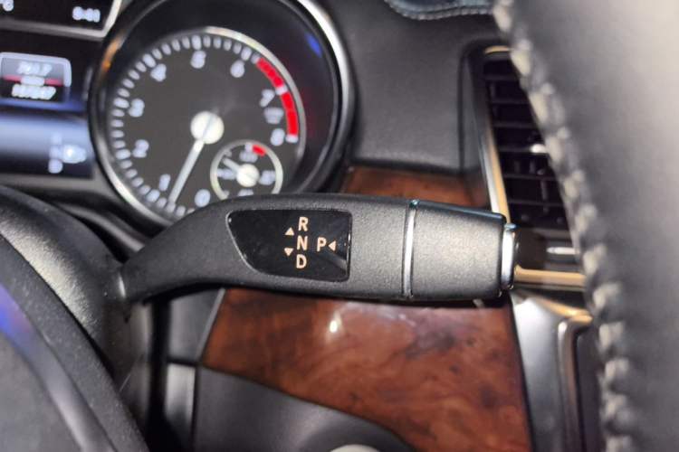 Used Mercedes-Benz GL-Class  Gear Lever