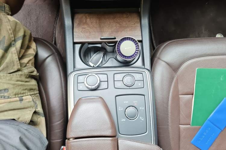 Used Mercedes-Benz GL-Class 2015 GL 500 4MATIC Gear Lever