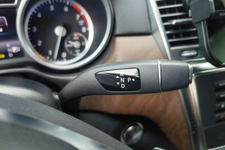 Used Mercedes-Benz GL-Class 2015 GL 500 4MATIC Gear Lever