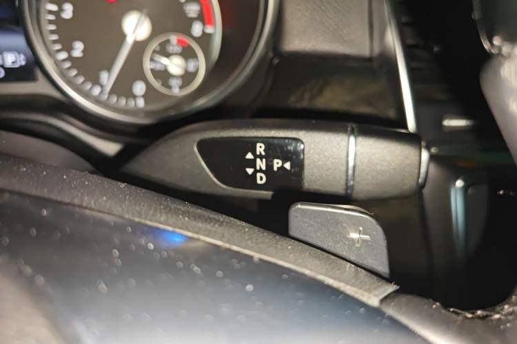 Used Mercedes-Benz GL-Class  Gear Lever