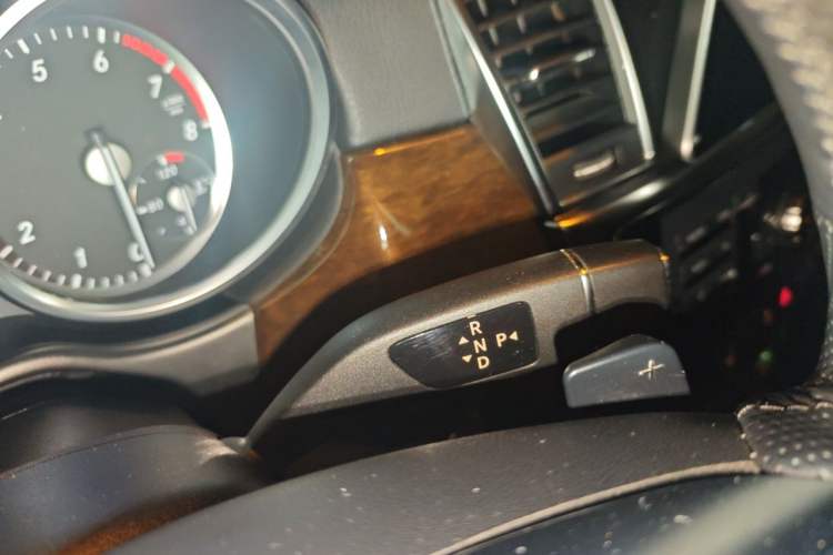 Used Mercedes-Benz GL-Class  Gear Lever