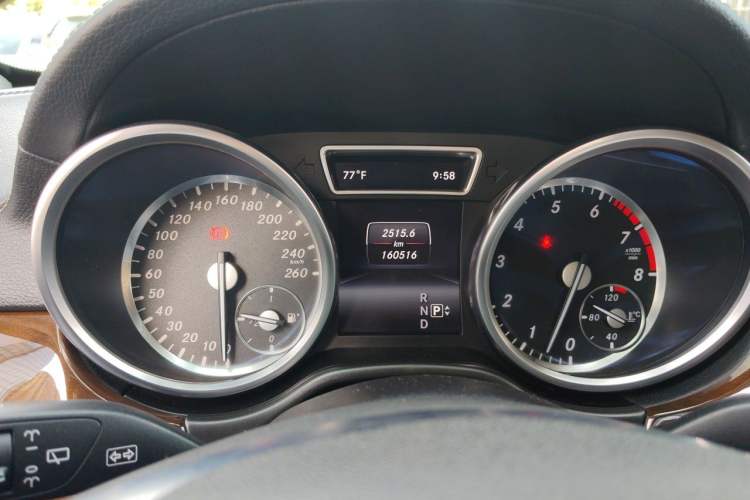 Used Mercedes-Benz GL-Class 2015 GL 400 4MATIC Luxury Model Instrument Cluster