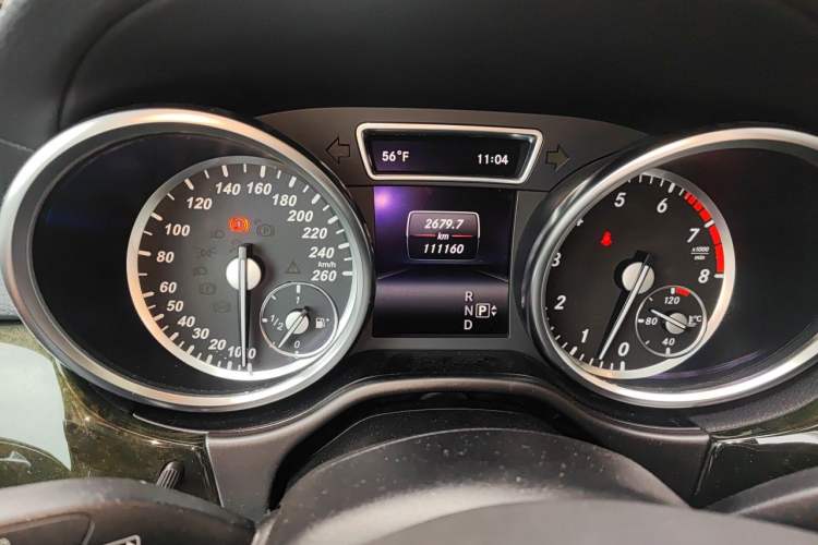 Used Mercedes-Benz GL-Class  Instrument Cluster