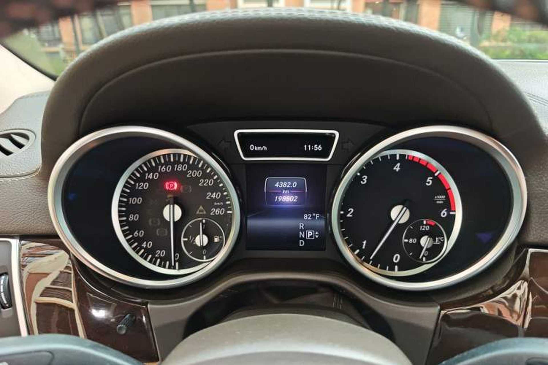 Used Mercedes-Benz GL-Class  Instrument Cluster